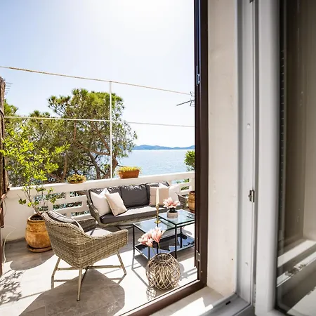 Apartment Center - Directly On The Sea *