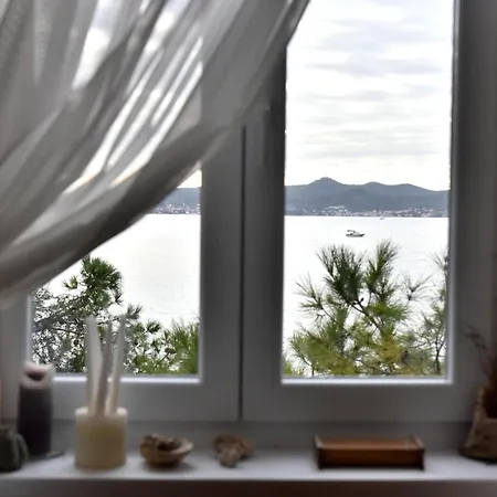 Center - Directly On The Sea Zára